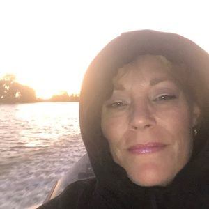 Meet your Posher, Charleen